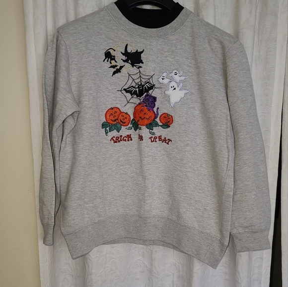 Vintage Sweaters - Vintage Halloween Sweatshirt small